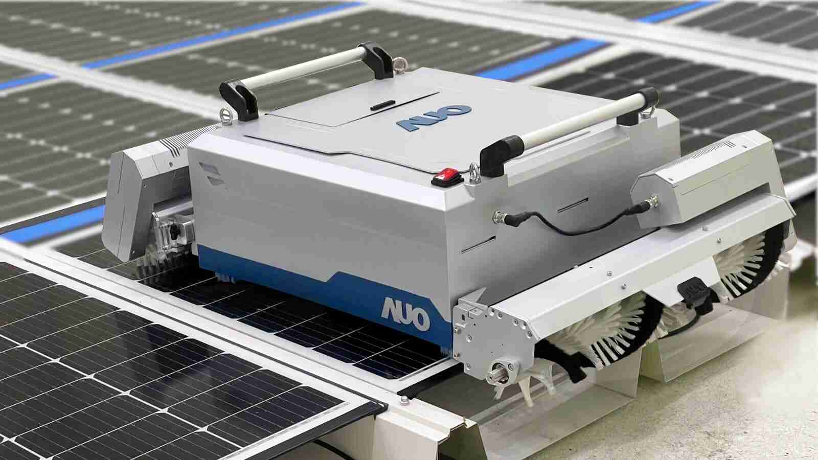 杏悦2致力EPC场域技术升级，，，导入清洁机器人搭配传感器与AI数据分析，，，，大幅减少维运成本